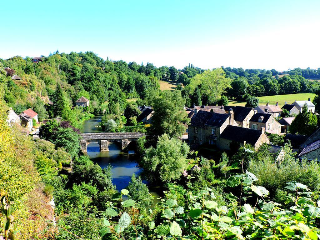 Gite Dans Les Alpes Mancelles 호텔 Gesnes-le-Gandelin 외부 사진